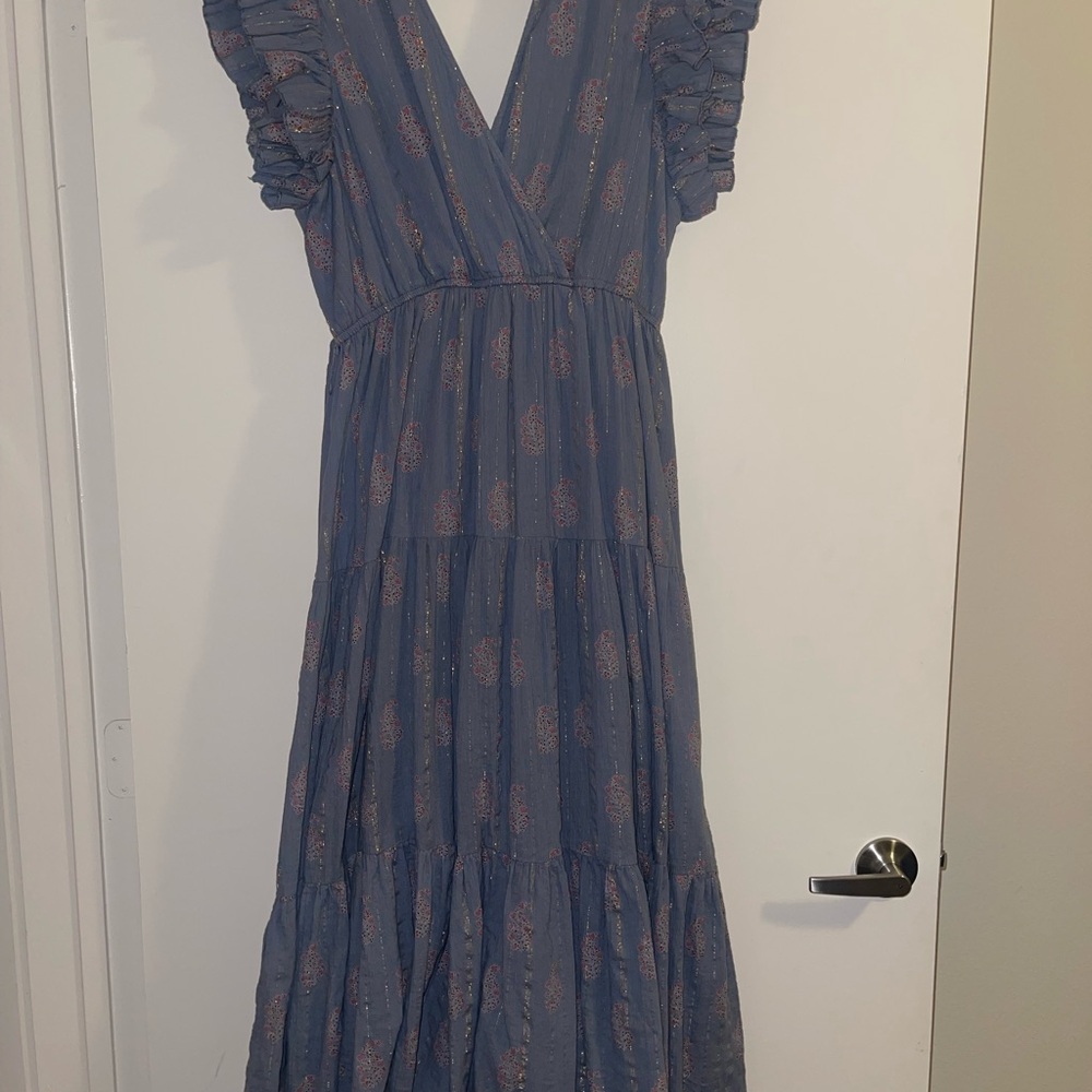 Chic Blue Paisley Maxi Dress